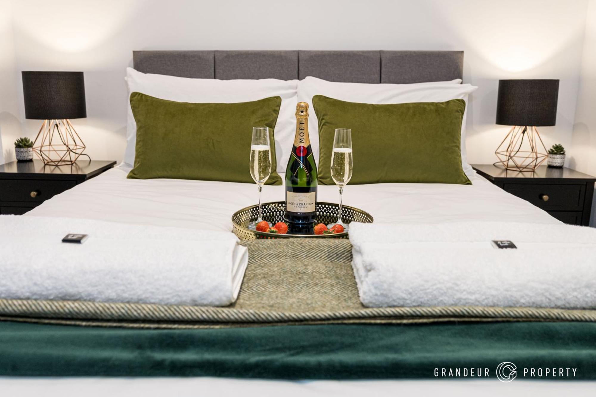 The Hideaway By Grandeur Property 본머스 외부 사진